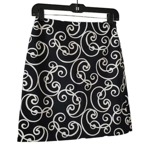 Ann Taylor Scrolling Swirls Short A-line Skirt | NWT | 0P | Black White - Picture 3 of 15